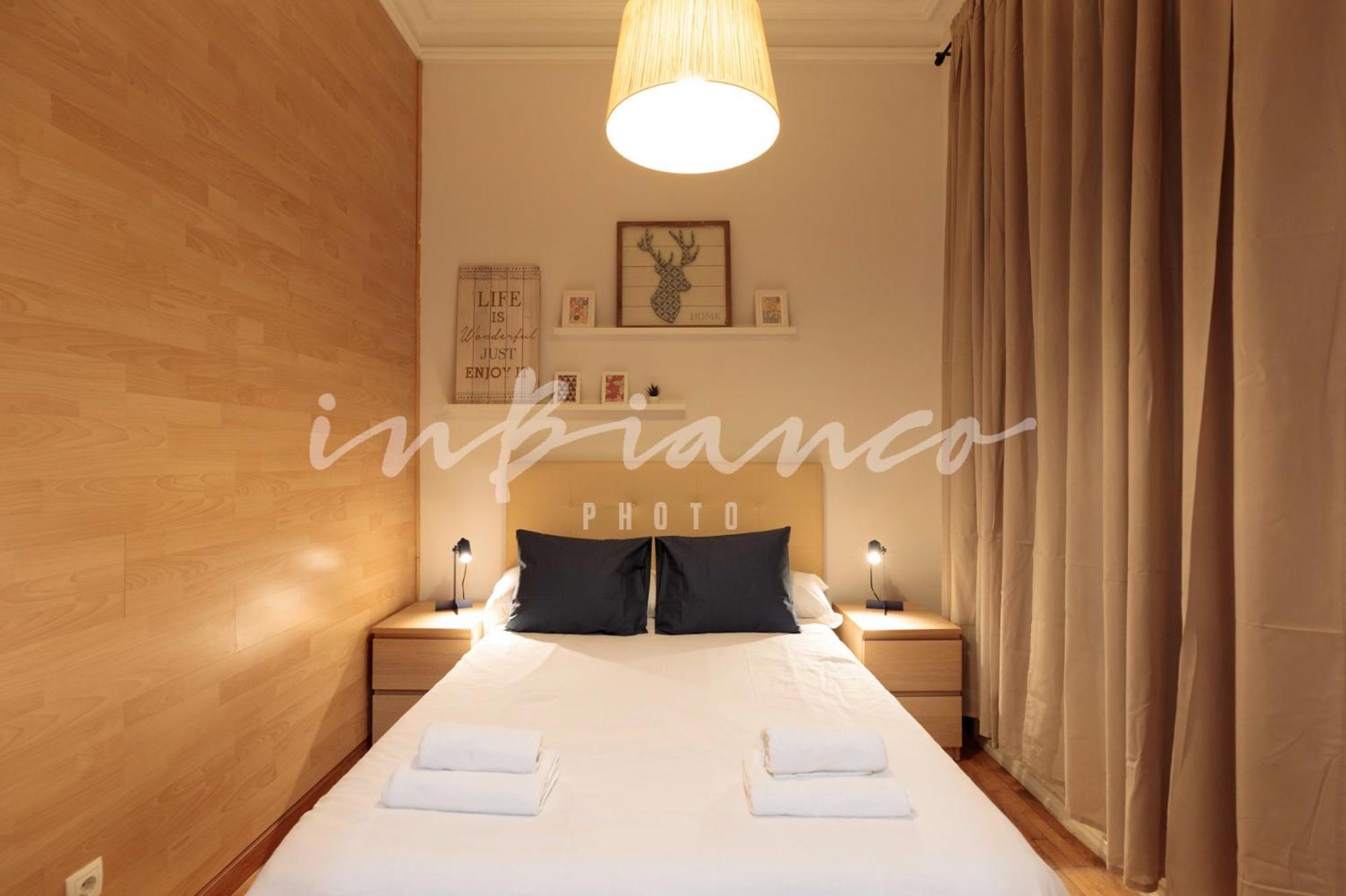 Be Barcelona Plaza Catalunya Apartment Exterior photo